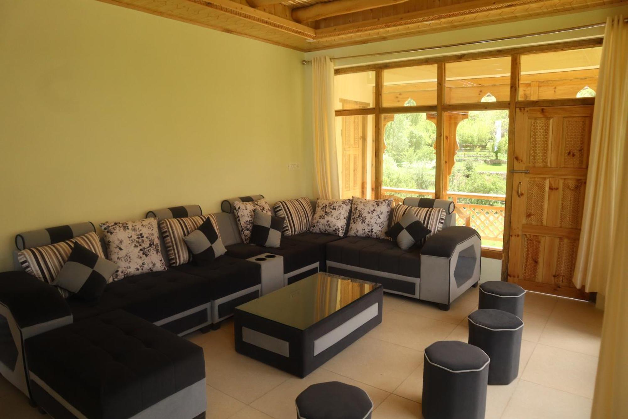 Turtok Hotel Duktuk מראה חיצוני תמונה